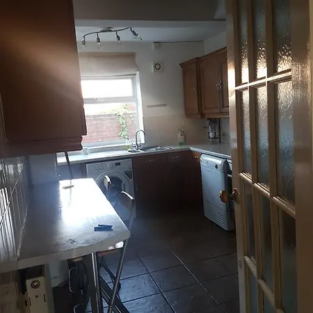 Wyrley House 4*